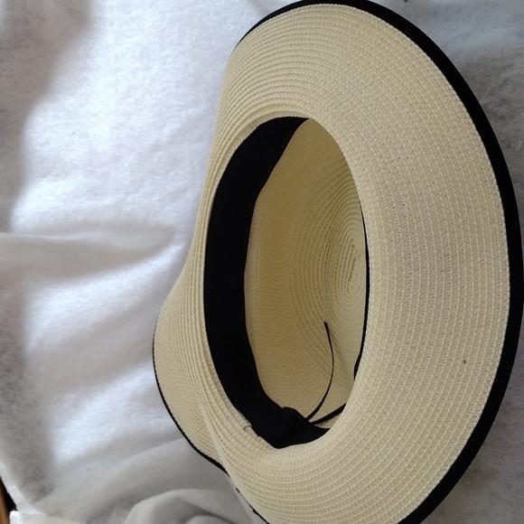 Strawhat Beige & Brown Adjustable Great for gardening Men or Women - Picture 3 of 4